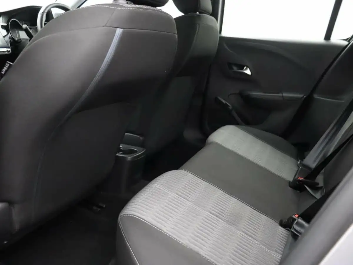 2021-vauxhall-corsa-12i-se-big-8