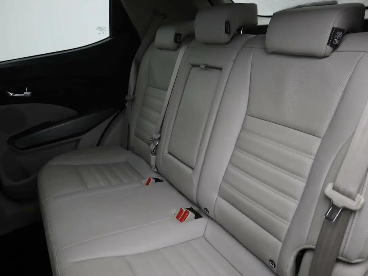 2022-kgm-ssangyong-tivoli-15-ultimate-big-14