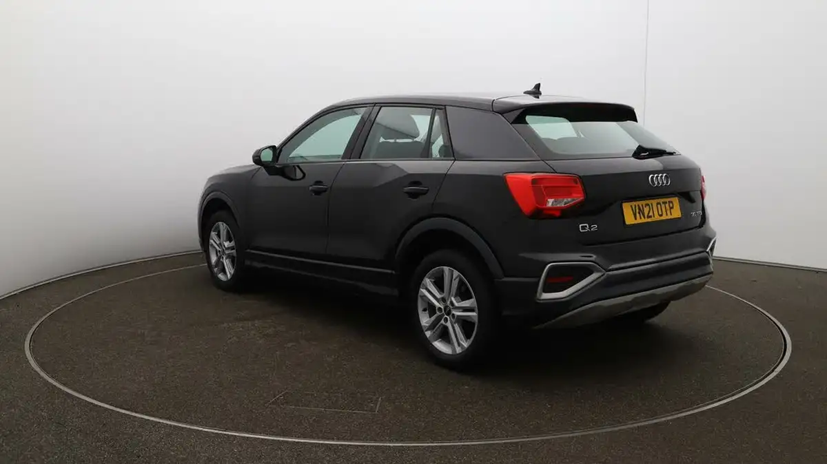 2021-audi-q2-10-30-tfsi-sport-big-60
