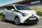 2020-toyota-aygo-10-vvt-i-x-play-small-0