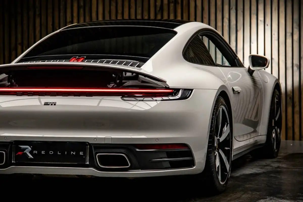 2021-porsche-911-30-carrera-4-coupe-big-20