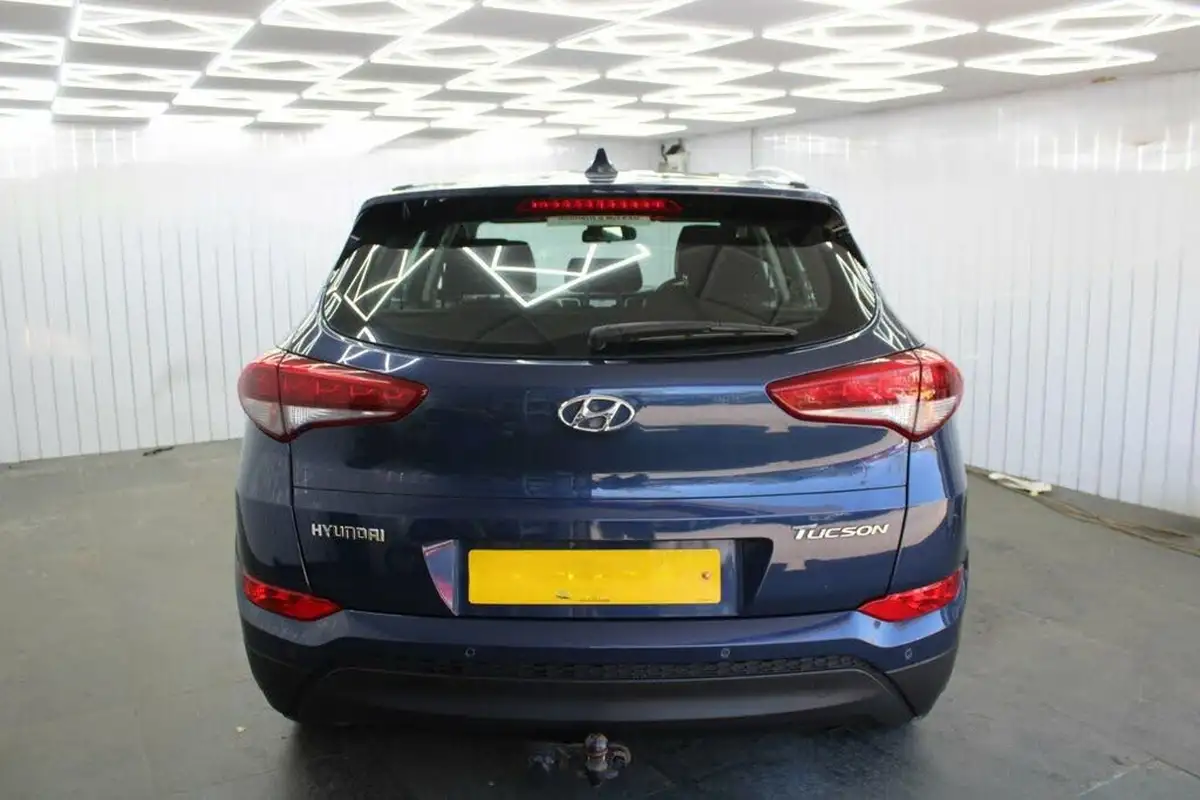 2017-hyundai-tucson-17crdi-blue-drive-se-nav-116ps-big-15