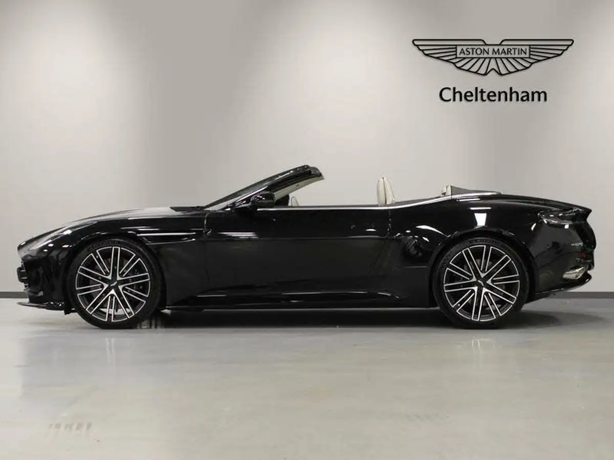 2024-aston-martin-db12-40-v8-auto-euro-6-ss-2dr-big-13
