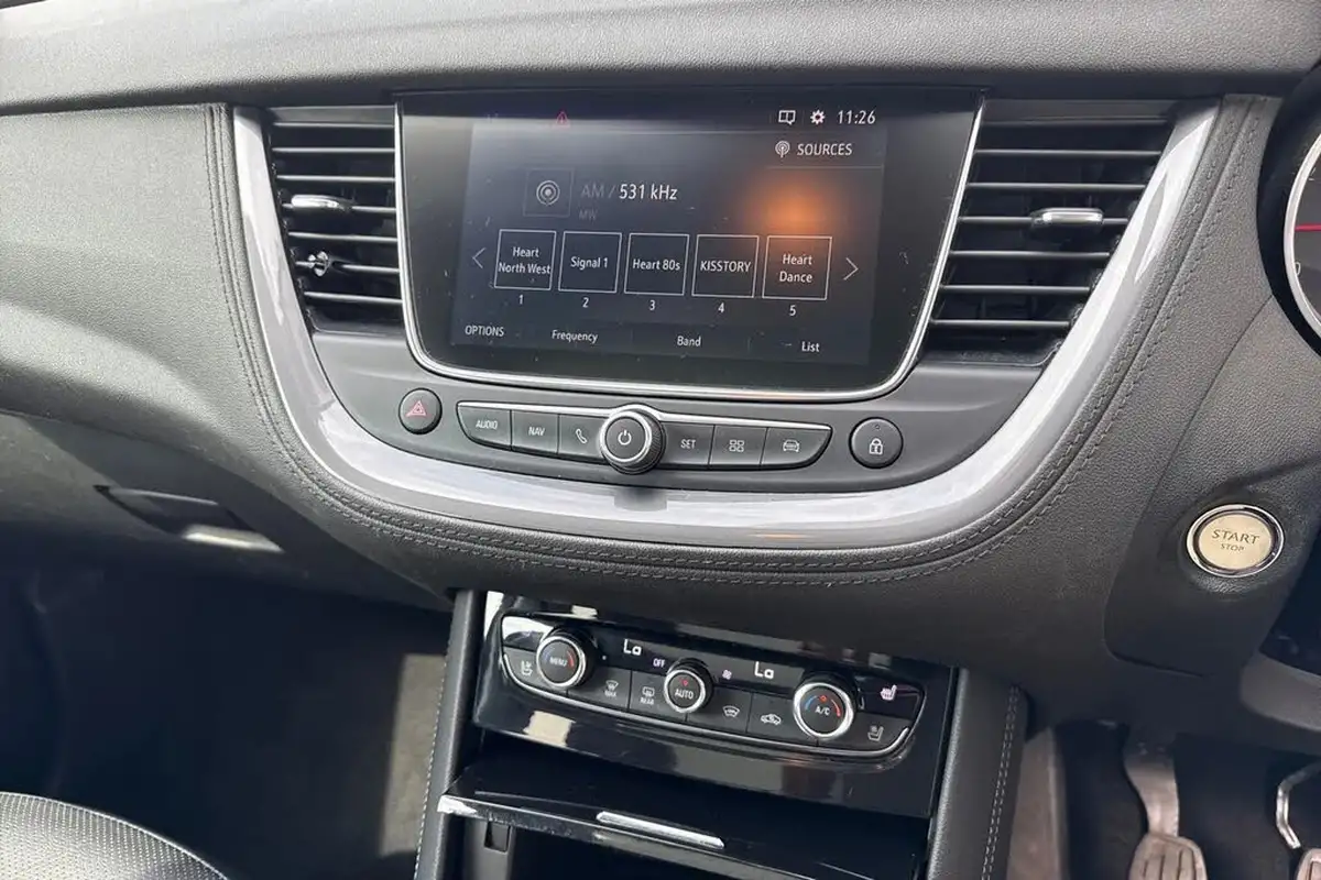 2018-vauxhall-grandland-x-12-elite-nav-132ps-big-44