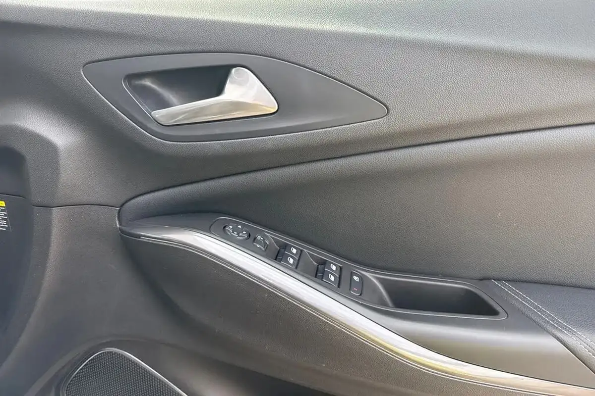 2018-vauxhall-grandland-x-12-elite-nav-132ps-big-20
