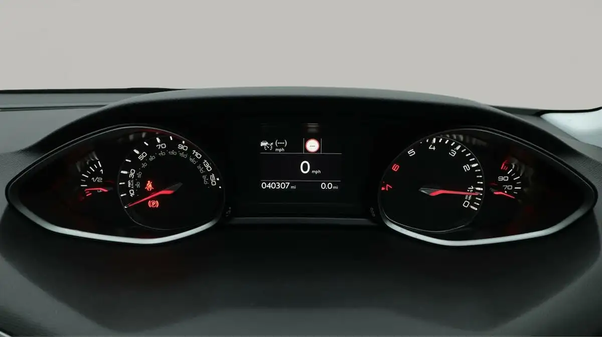 2020-peugeot-308-12-puretech-tech-edition-big-10