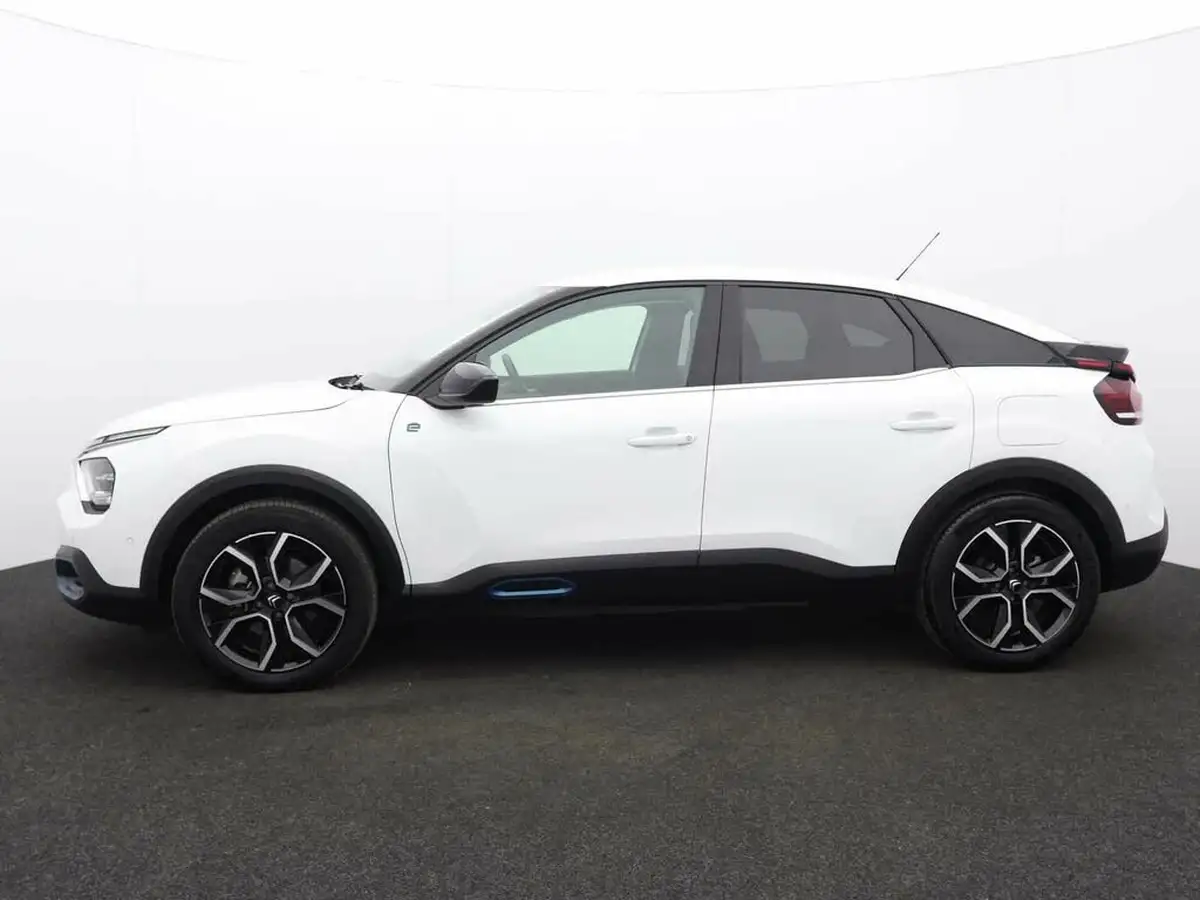 2024-citroen-c4-big-4