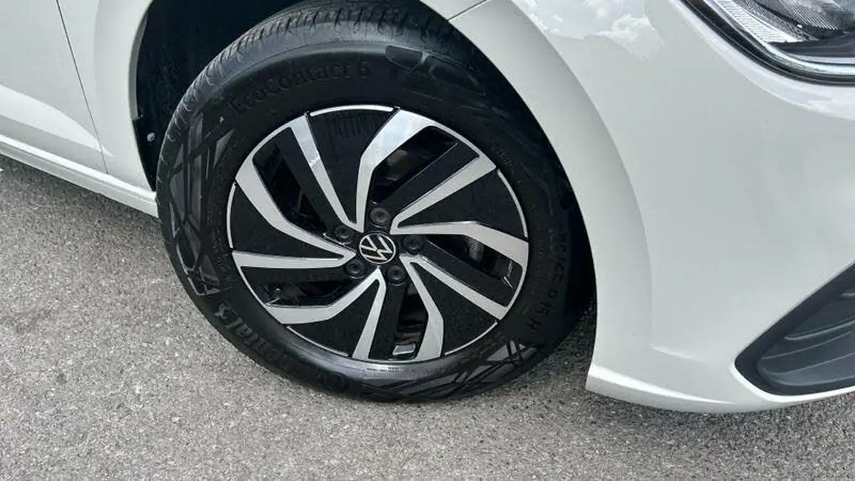 2022-volkswagen-polo-10-tsi-life-big-11