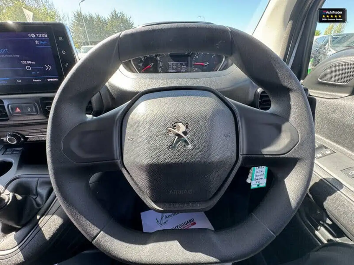 2024-peugeot-partner-15-bluehdi-950-professional-premium-100pseu6d-big-15