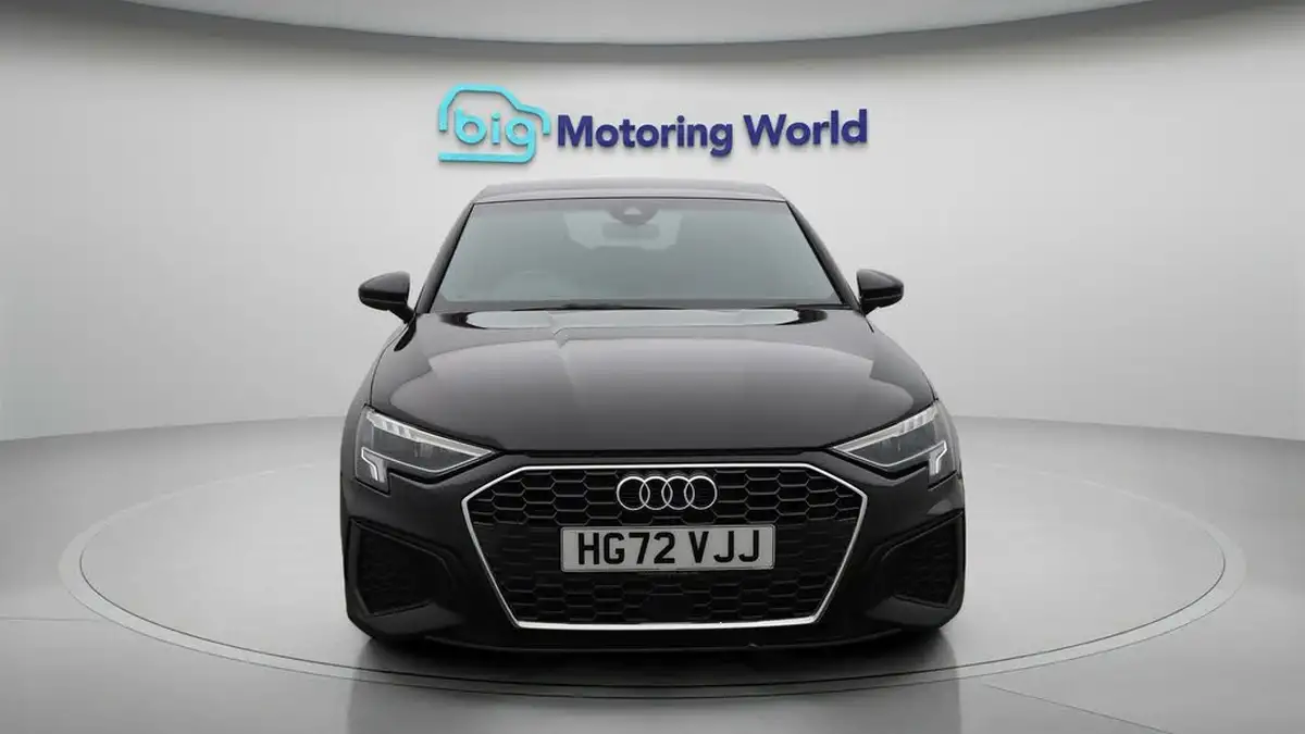 2023-audi-a3-15-35-tfsi-s-line-sportback-5d-big-2