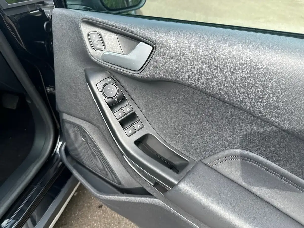 2023-ford-fiesta-10t-active-x-125ps-hybrid-mhev-powershift-big-24