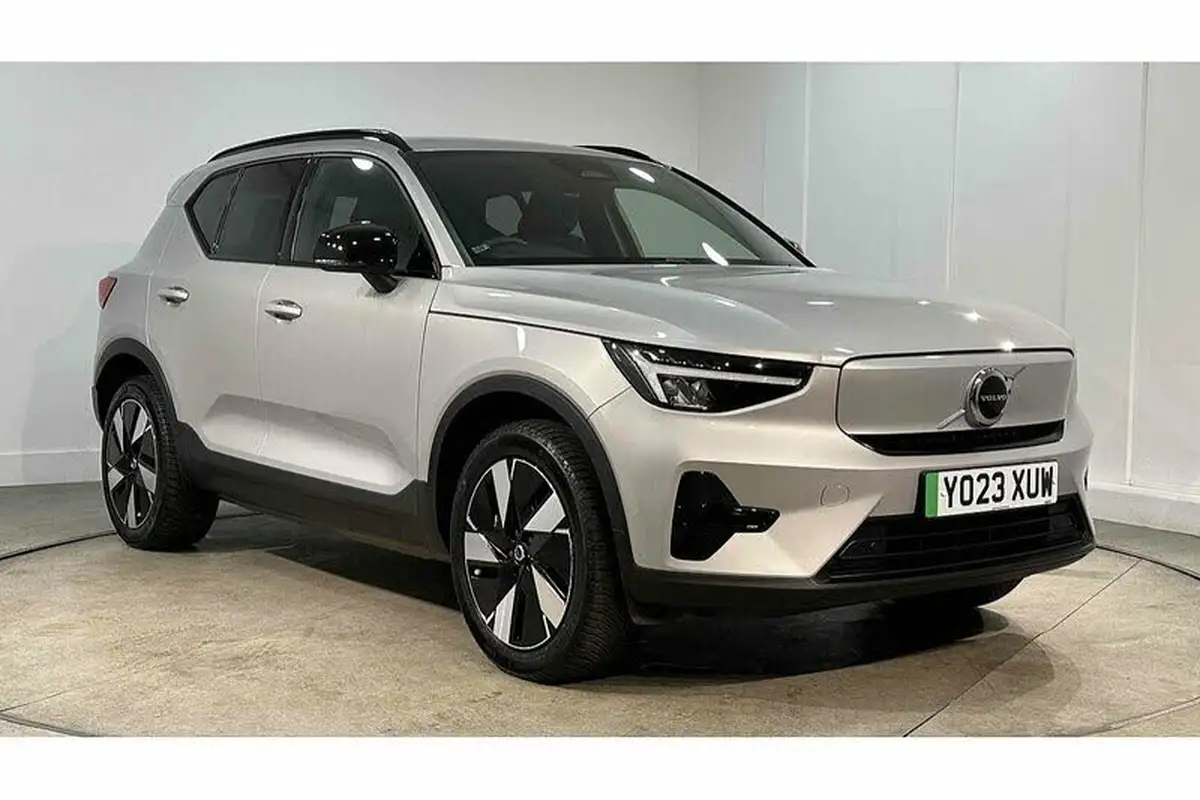 2023-volvo-xc40-e-twin-recharge-core-big-9