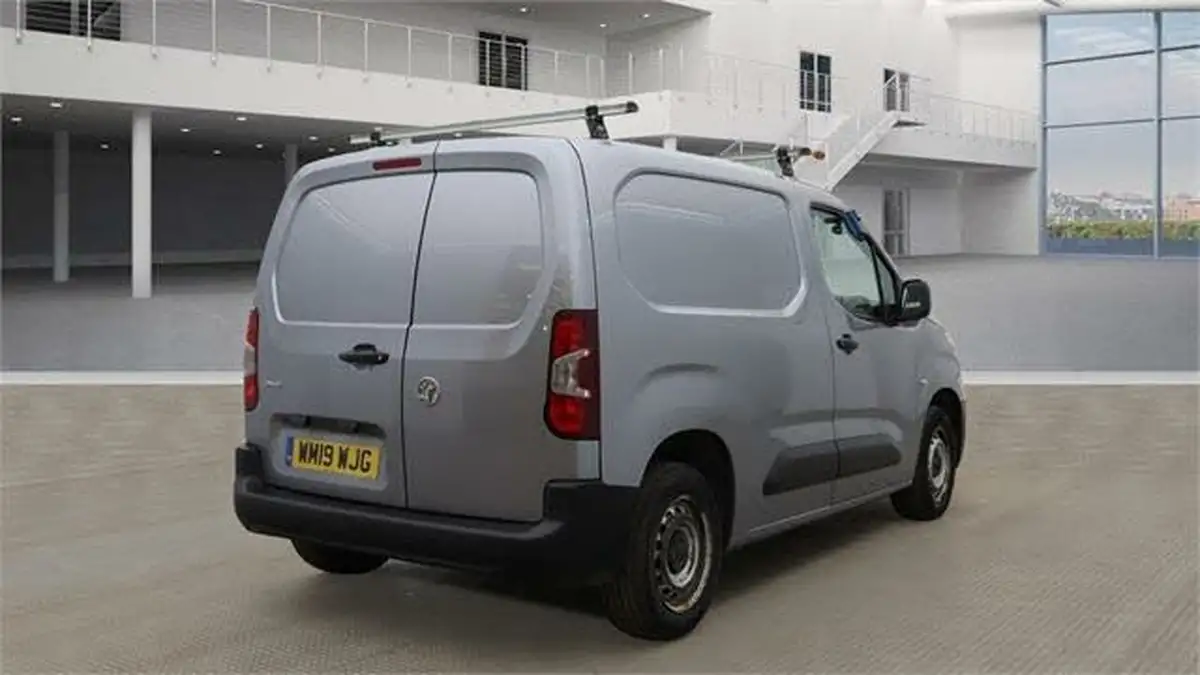 2019-vauxhall-combo-16cdti-edition-2000-100pseu6-big-10