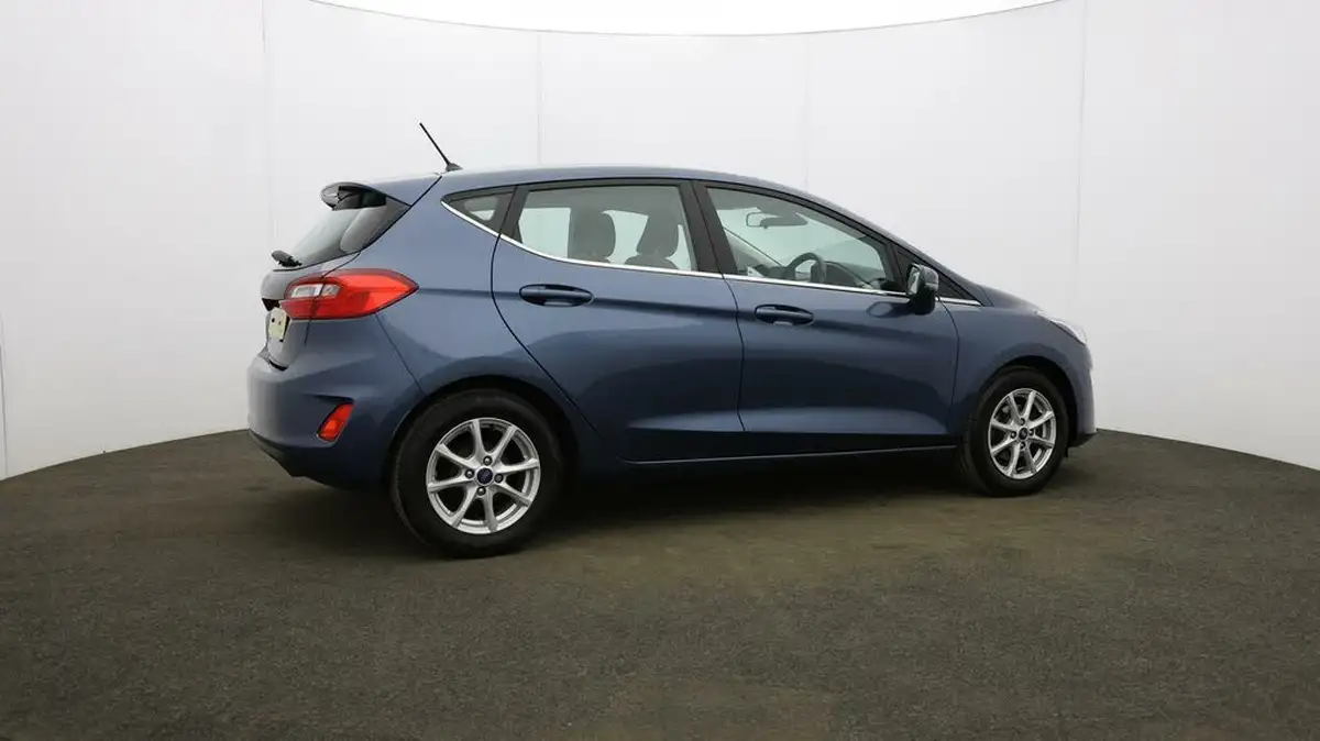 2018-ford-fiesta-11-ti-vct-zetec-5d-big-47