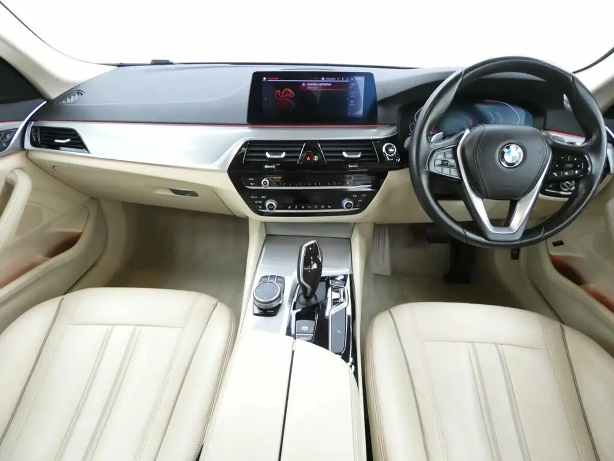 2020-bmw-5-series-big-19
