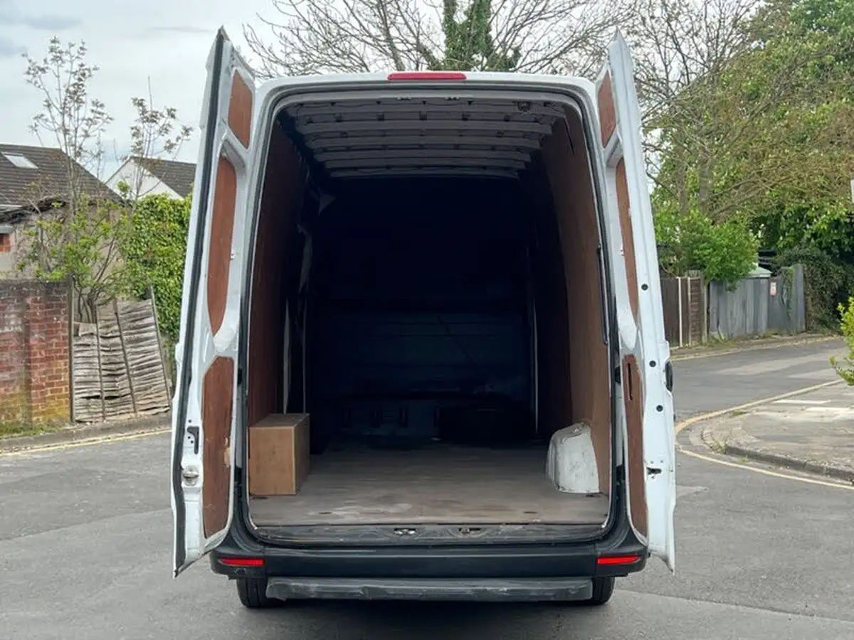 2021-mercedes-benz-sprinter-20cdi-315-l1h1-progressive-150pseu6dt-panel-rwd-eco-gear-360-big-29