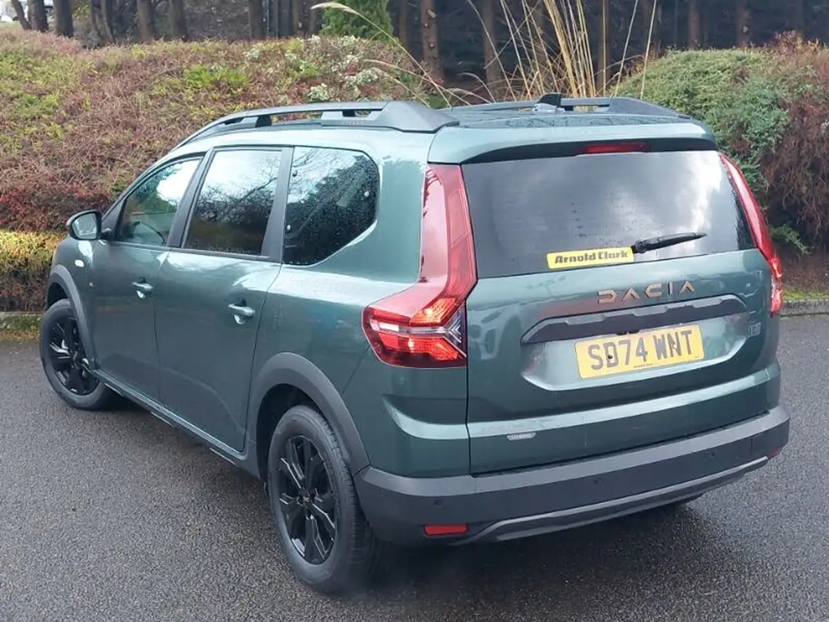 2024-dacia-jogger-16-tce-extreme-big-1