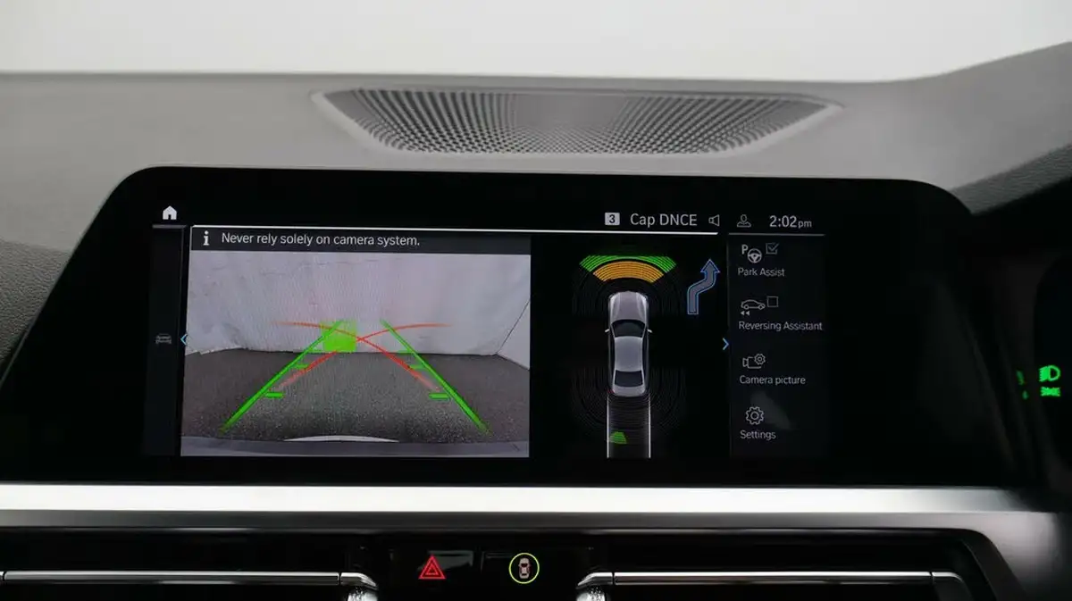 2020-bmw-3-series-20-330e-m-sport-saloon-4d-big-23