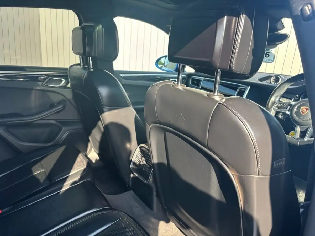 2016-porsche-macan-30td-s-big-23