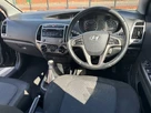2012-hyundai-i20-12-active-5d-small-22