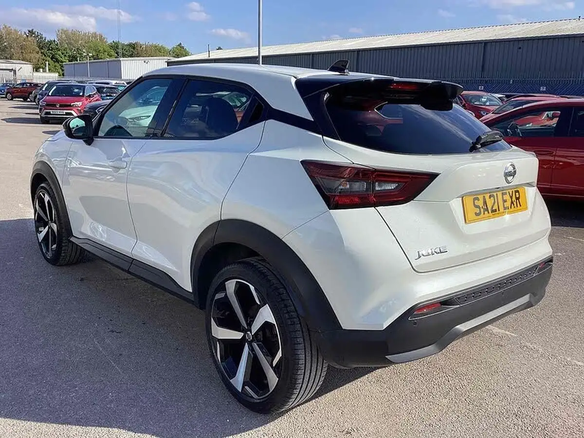 2021-nissan-juke-10-dig-t-tekna-big-1