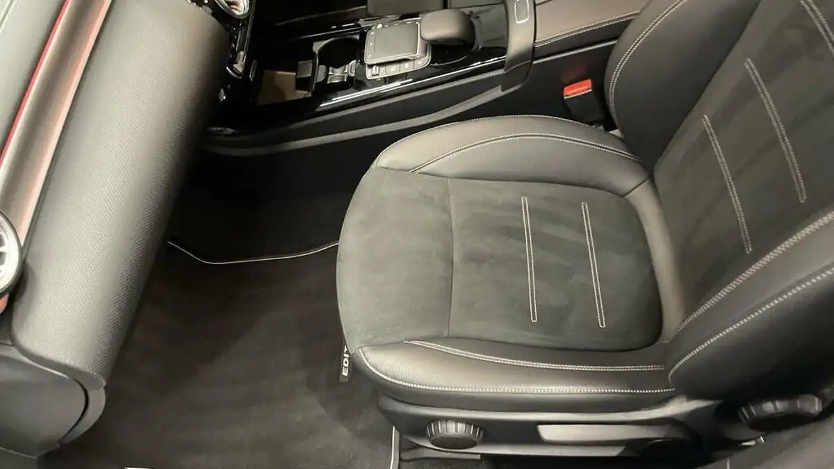 2022-mercedes-benz-a-class-13-a180-amg-line-executive-edition-hatchback-5d-7g-dct-big-16