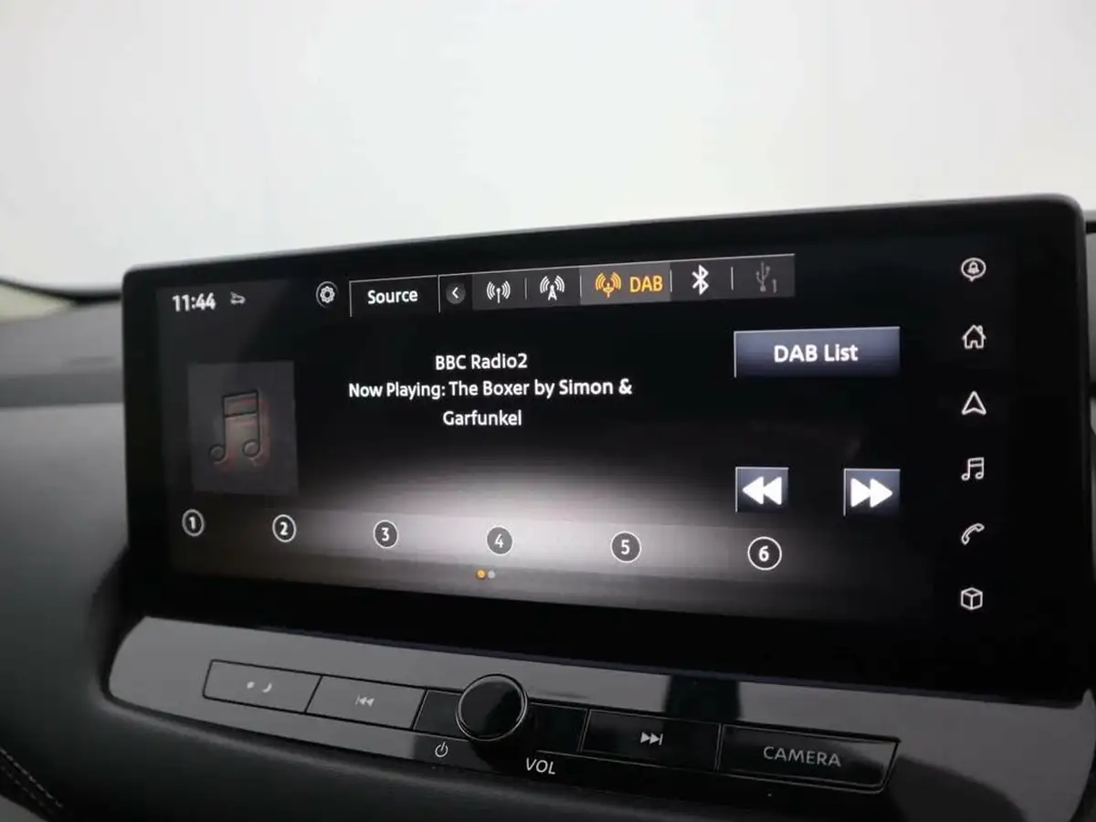 2023-nissan-qashqai-13-dig-t-n-connecta-160ps-auto-big-13