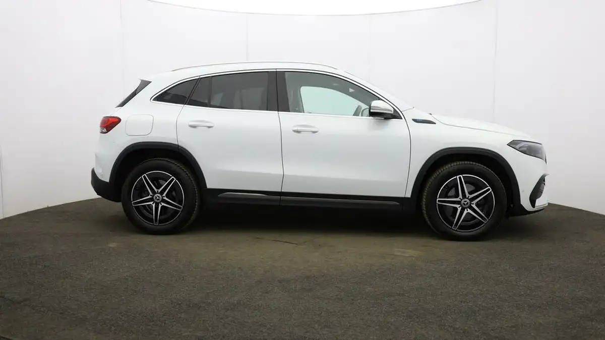 2021-mercedes-benz-eqa-e-eqa-250-amg-line-big-51