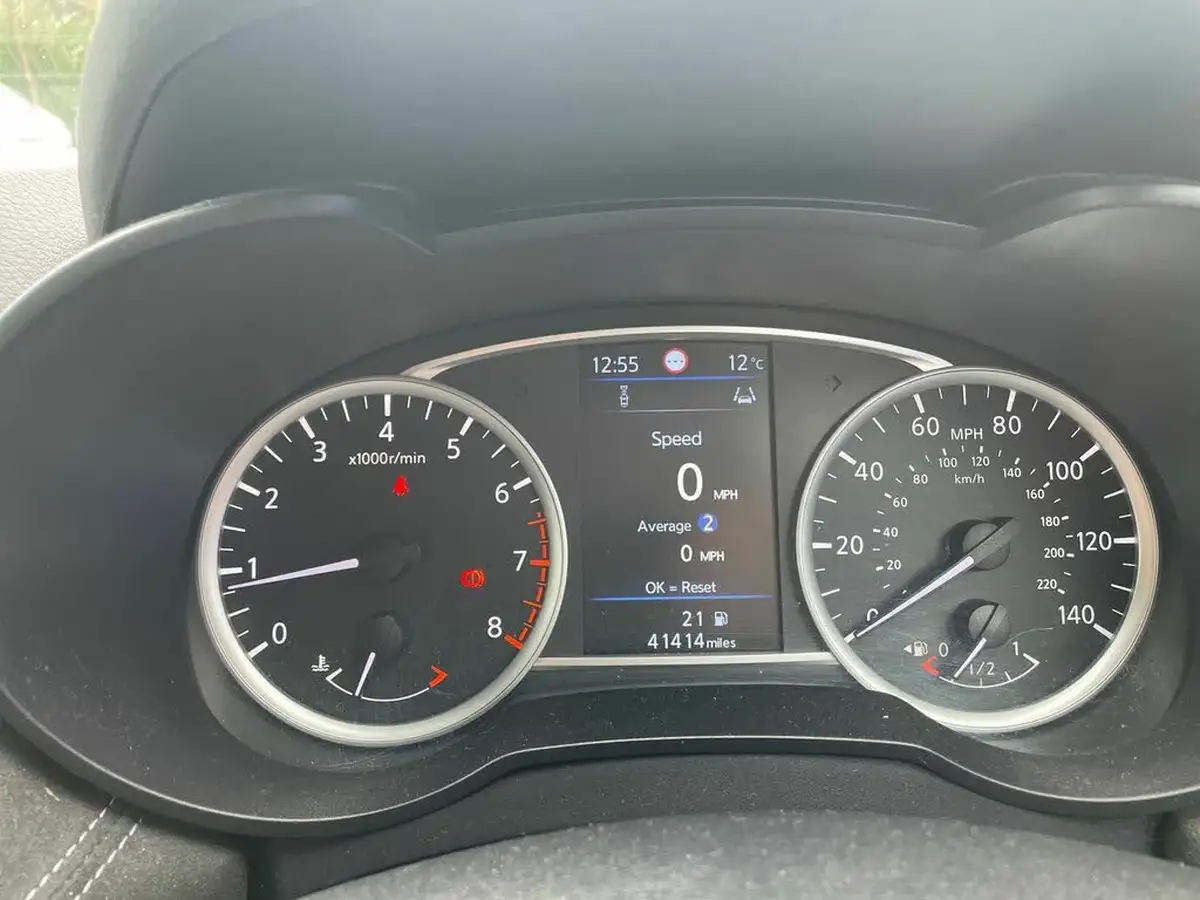 2019-nissan-micra-10-ig-t-n-sport-big-13
