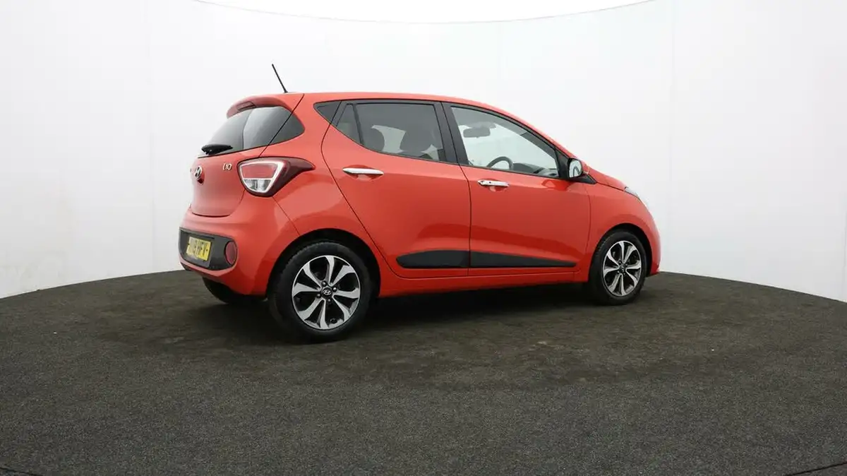 2019-hyundai-i10-12-premium-se-big-25