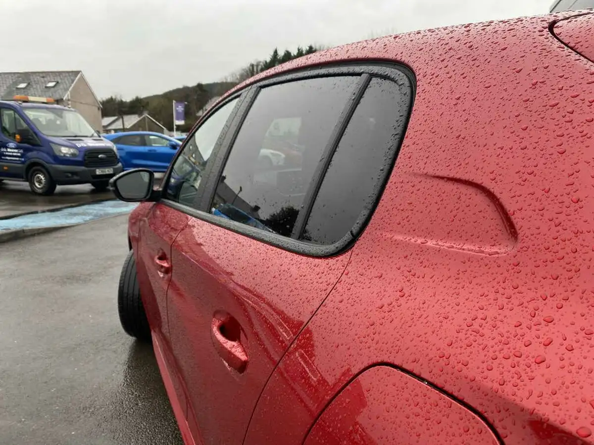 2023-peugeot-208-12-puretech-active-premium-100ps-eat8-big-11