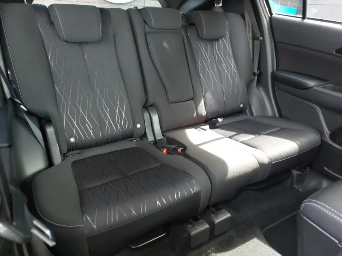 2019-mitsubishi-eclipse-cross-15-3-4wd-auto-big-12