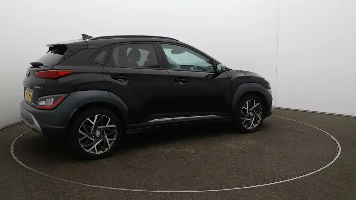 2022-hyundai-kona-16-gdi-premium-big-46