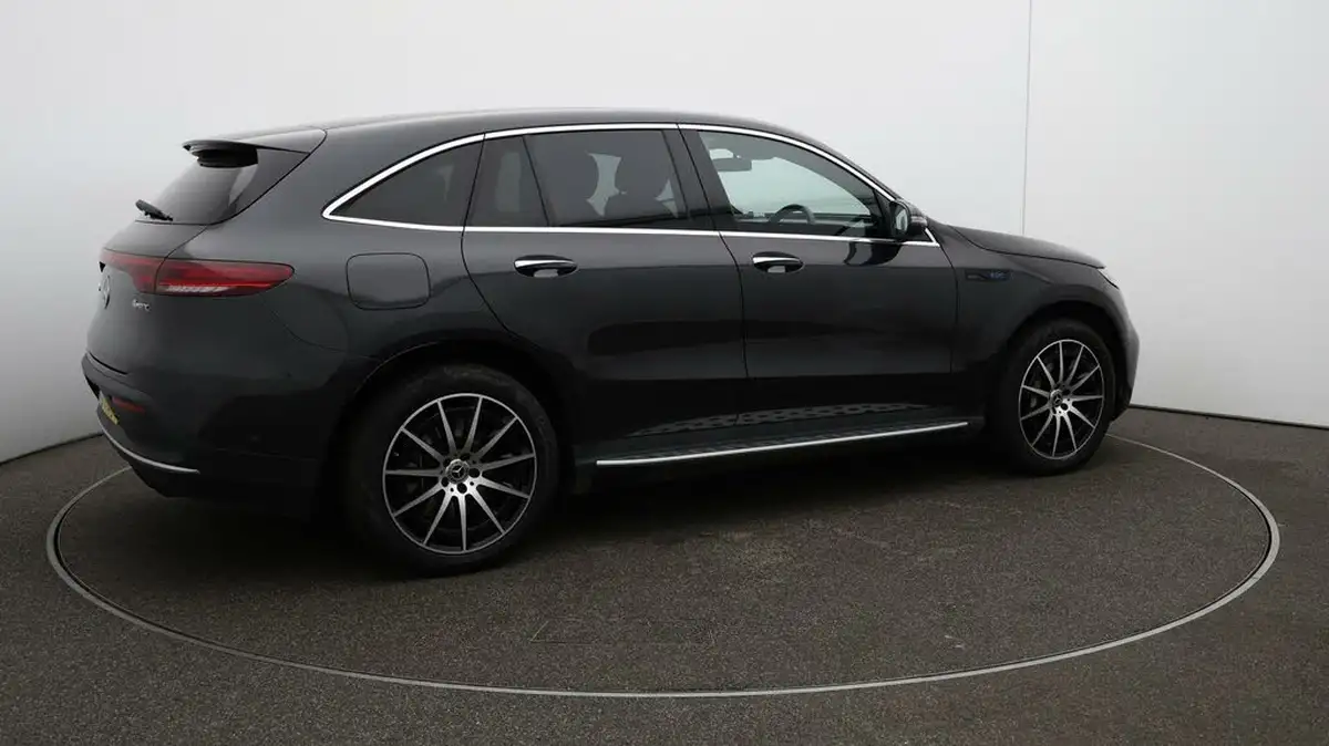 2022-mercedes-benz-eqc-e-eqc-400-amg-line-big-44