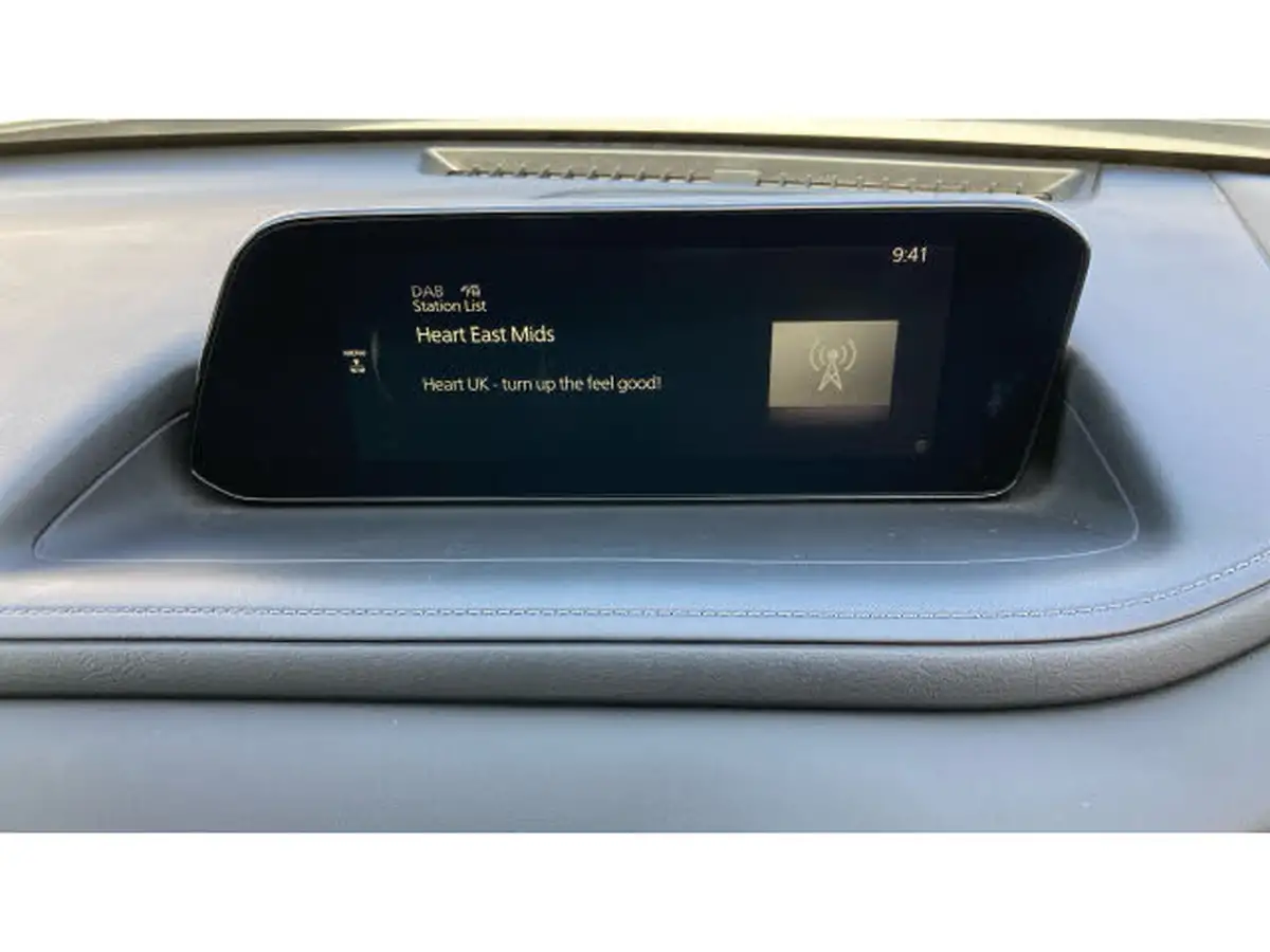 2021-mazda-cx-30-20-e-skyactiv-x-sport-lux-big-11