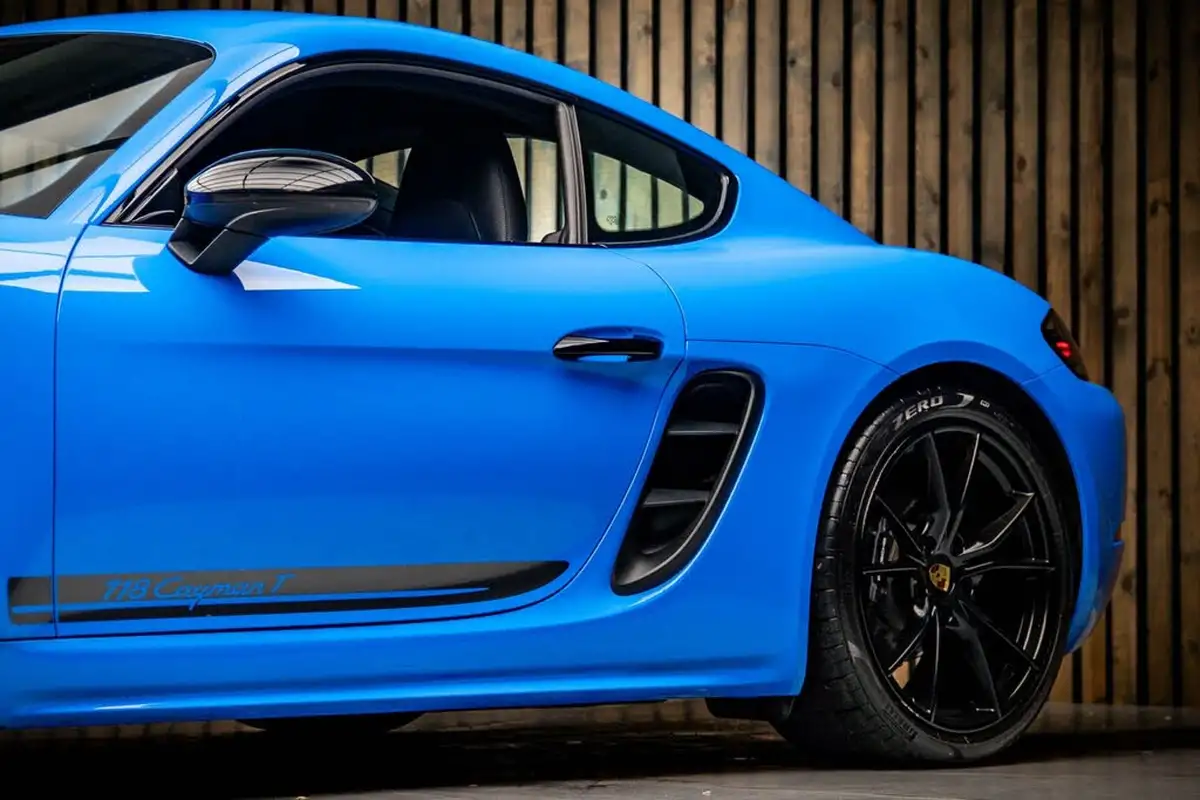 2022-porsche-cayman-718-20-cayman-t-pdk-big-15