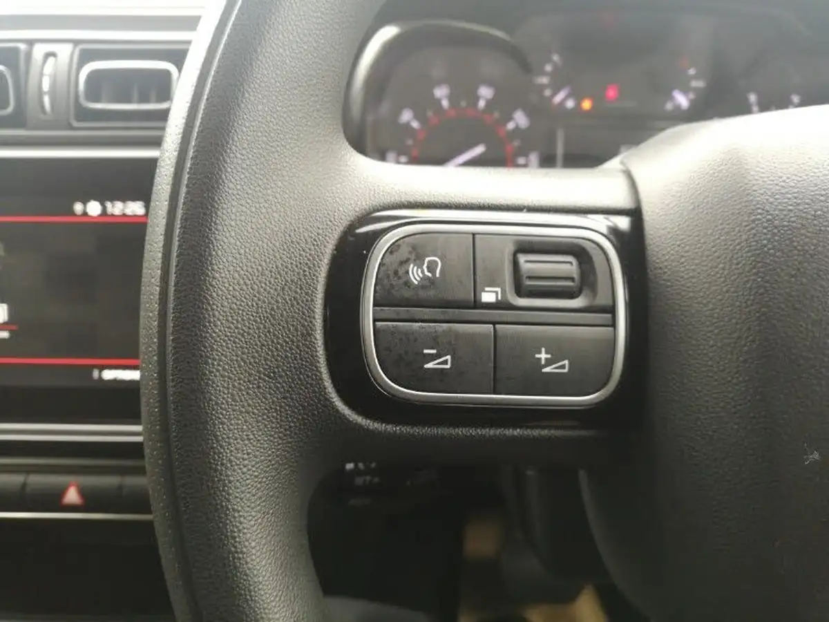2023-citroen-c3-12-puretech-c-series-edition-110ps-ss-eat6-big-17