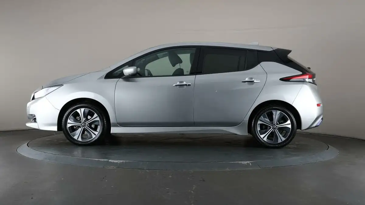 2022-nissan-leaf-e-n-connecta-big-29