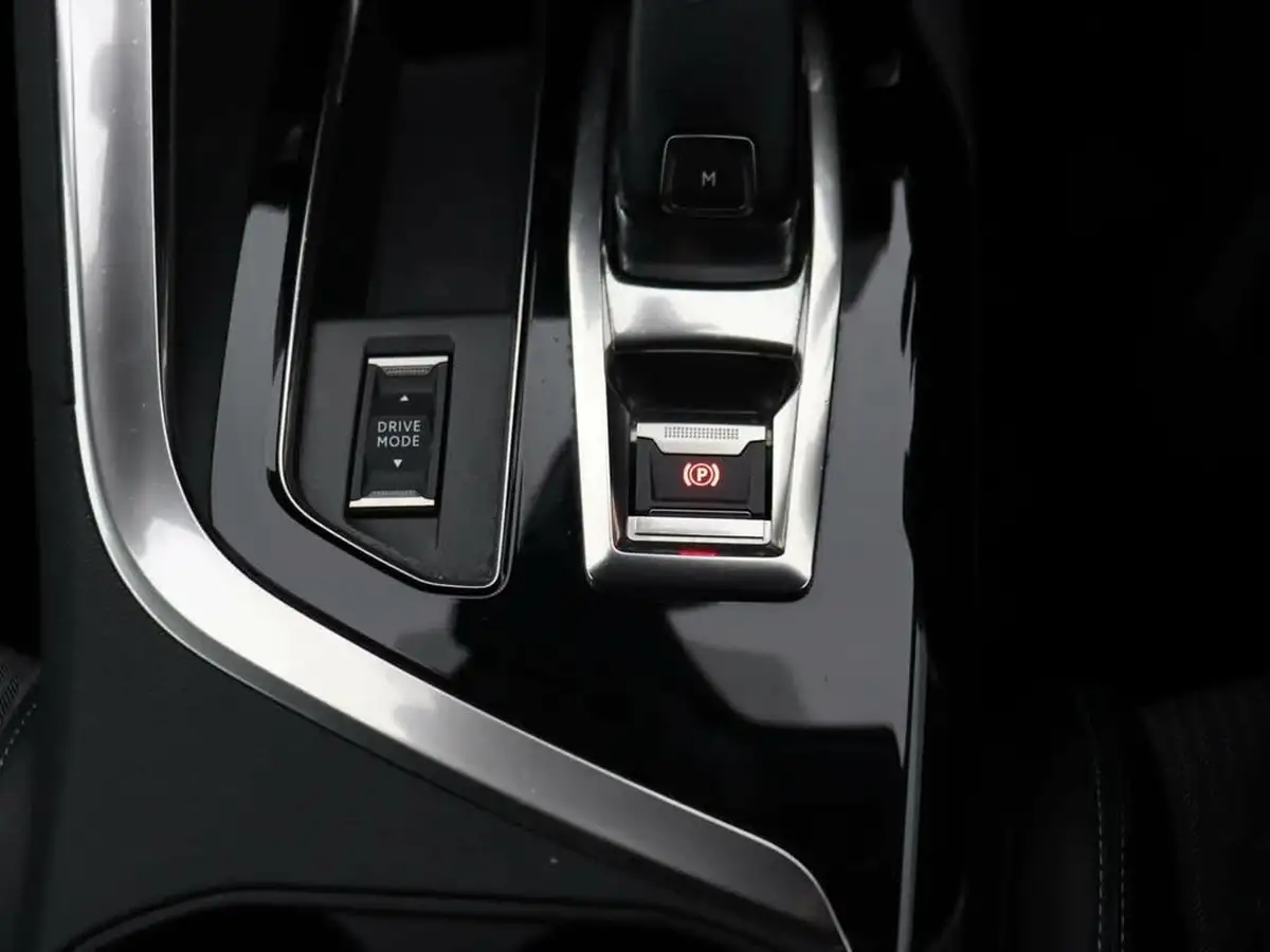 2022-peugeot-5008-suv-15-bluehdi-allure-premium-eat8-big-22