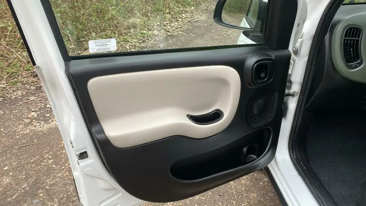 2014-fiat-panda-09-trekking-big-21