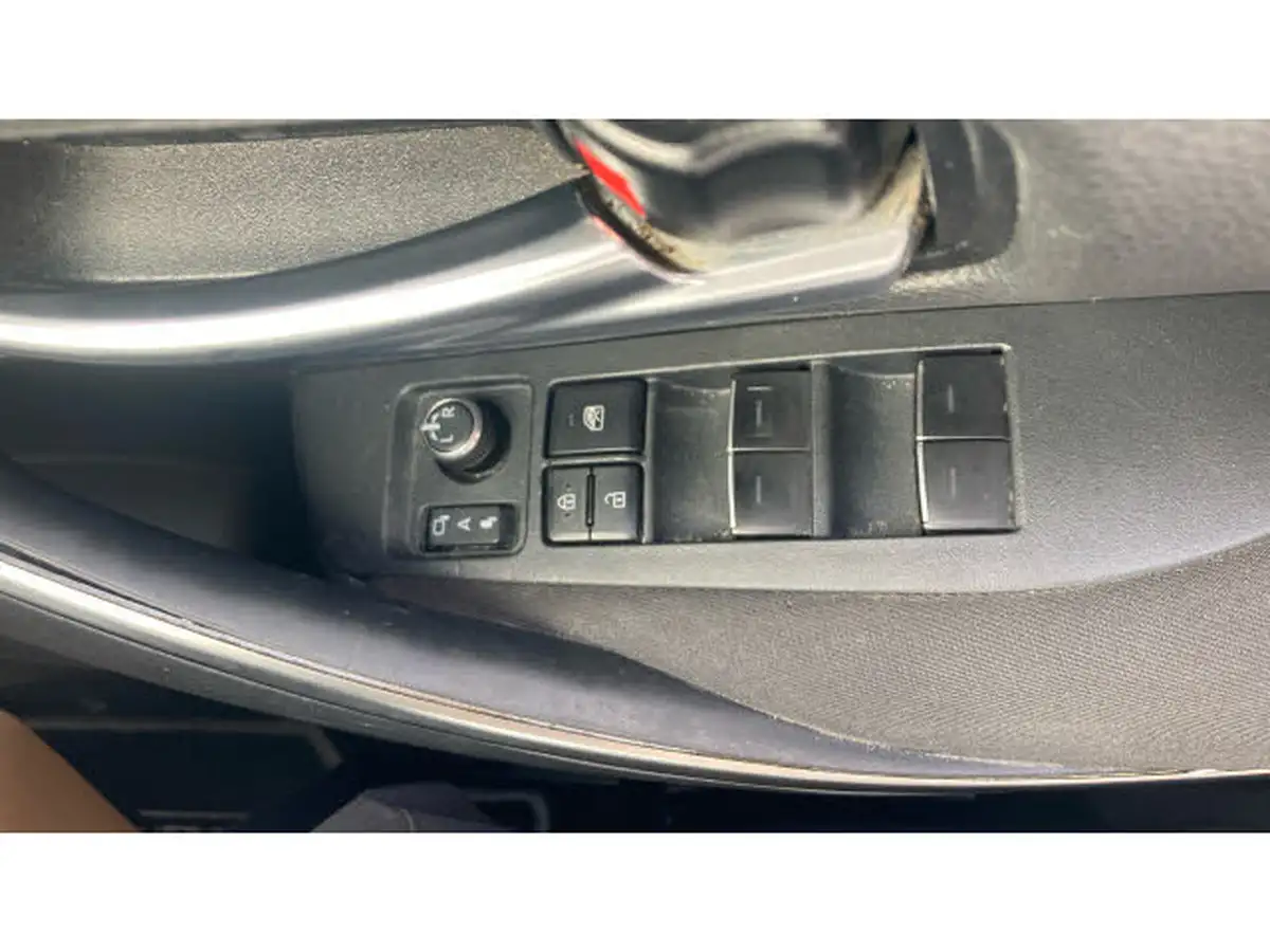 2020-toyota-corolla-18-vvt-i-design-spare-wheel-hatchback-5d-big-35