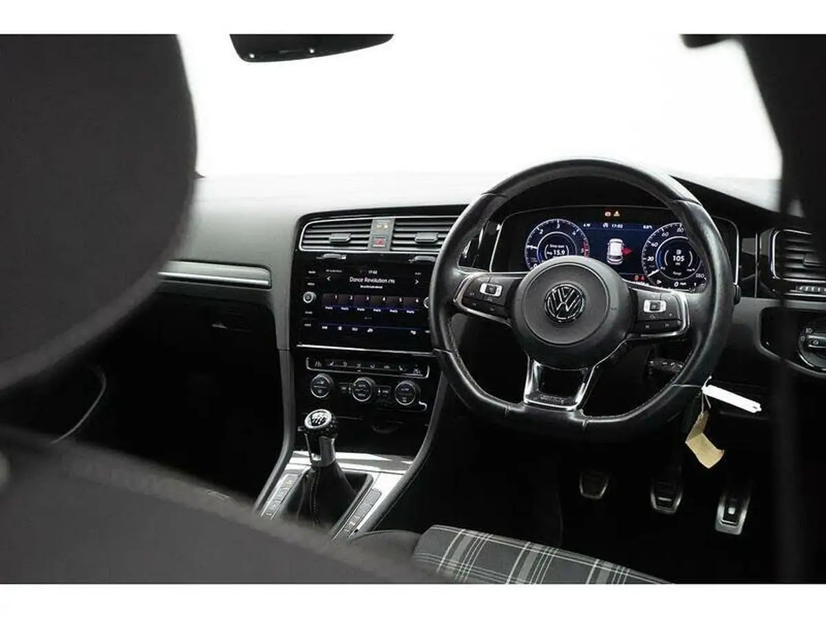 2017-volkswagen-golf-20tdi-gtd-blueline-ss-hatchback-5d-big-29