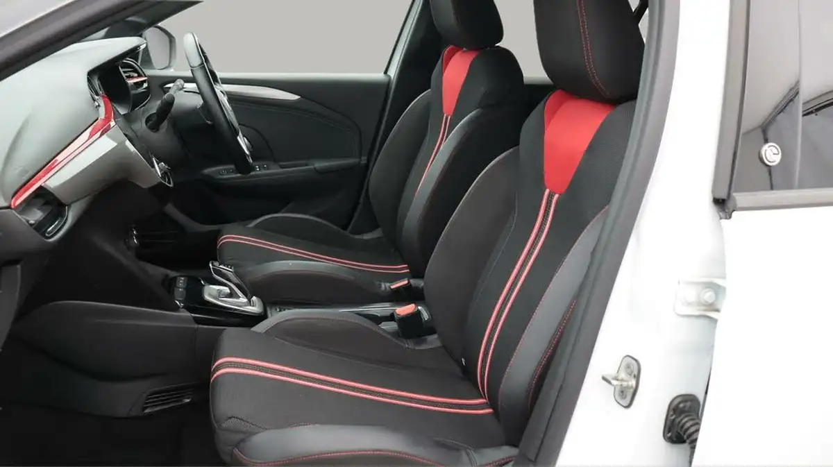 2022-vauxhall-corsa-e-sri-premium-big-14