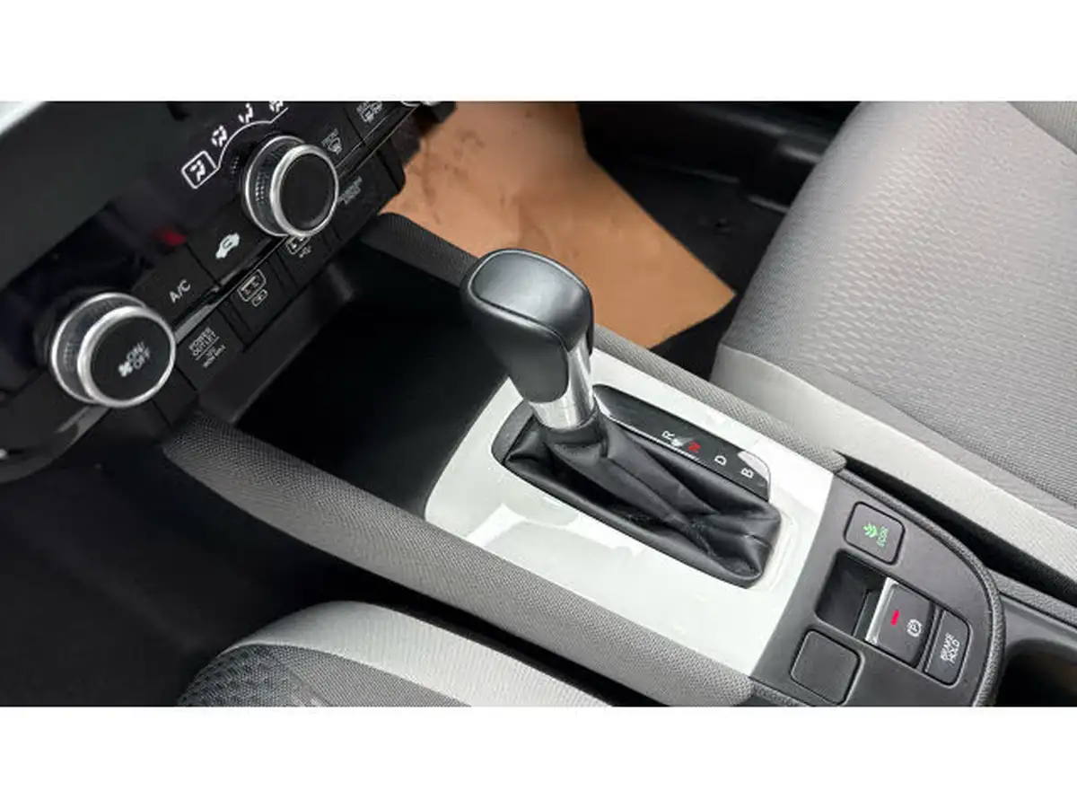 2022-honda-jazz-15-i-mmd-ex-109ps-big-12