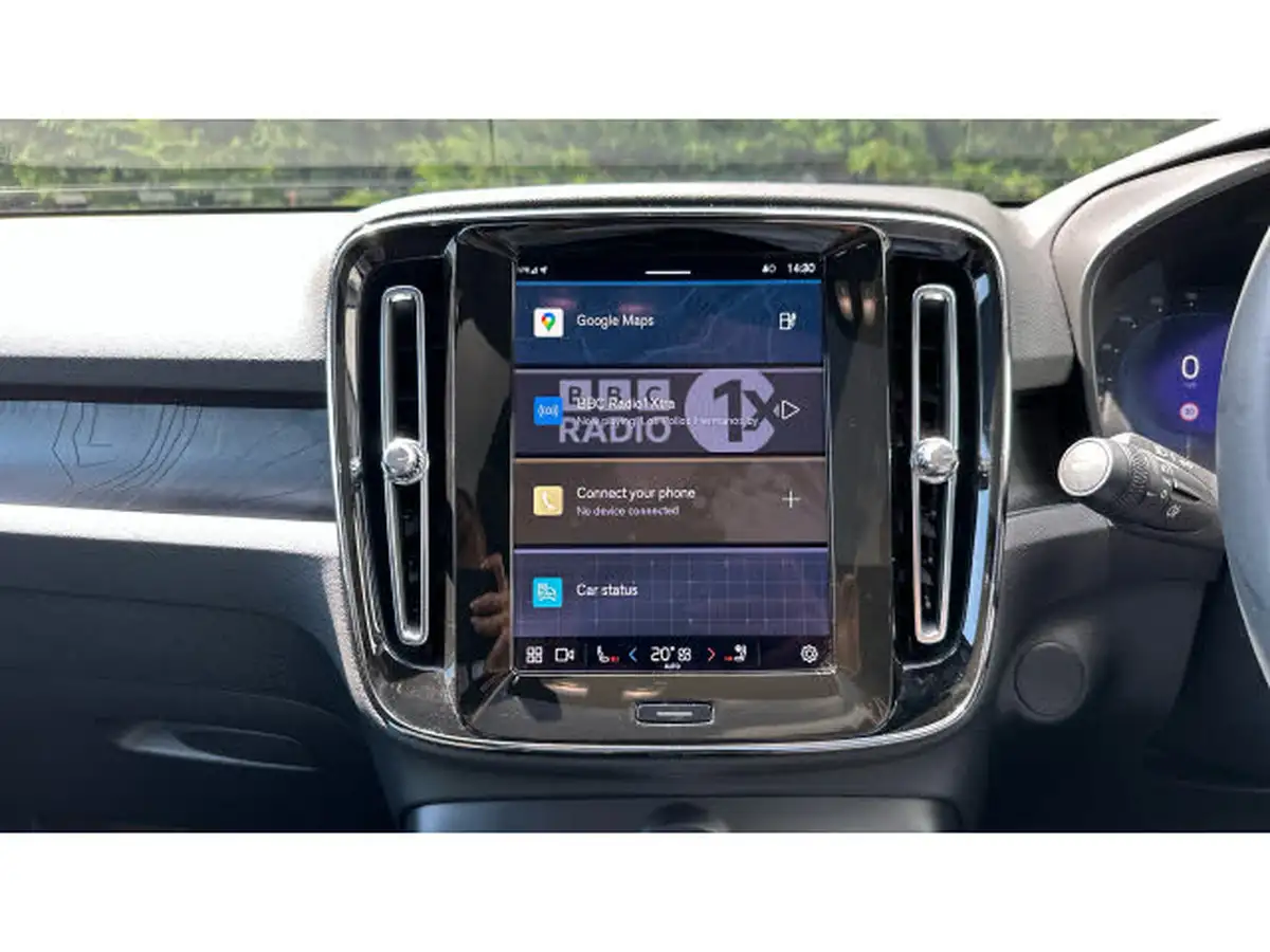 2022-volvo-c40-e-recharge-ultimate-228bhp-big-28
