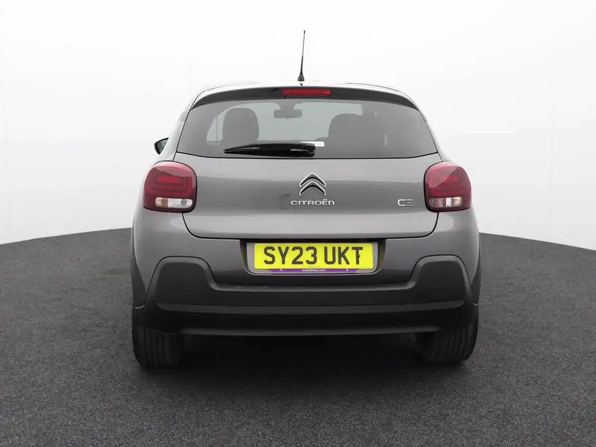 2023-citroen-c3-12-puretech-elle-83ps-ss-big-2