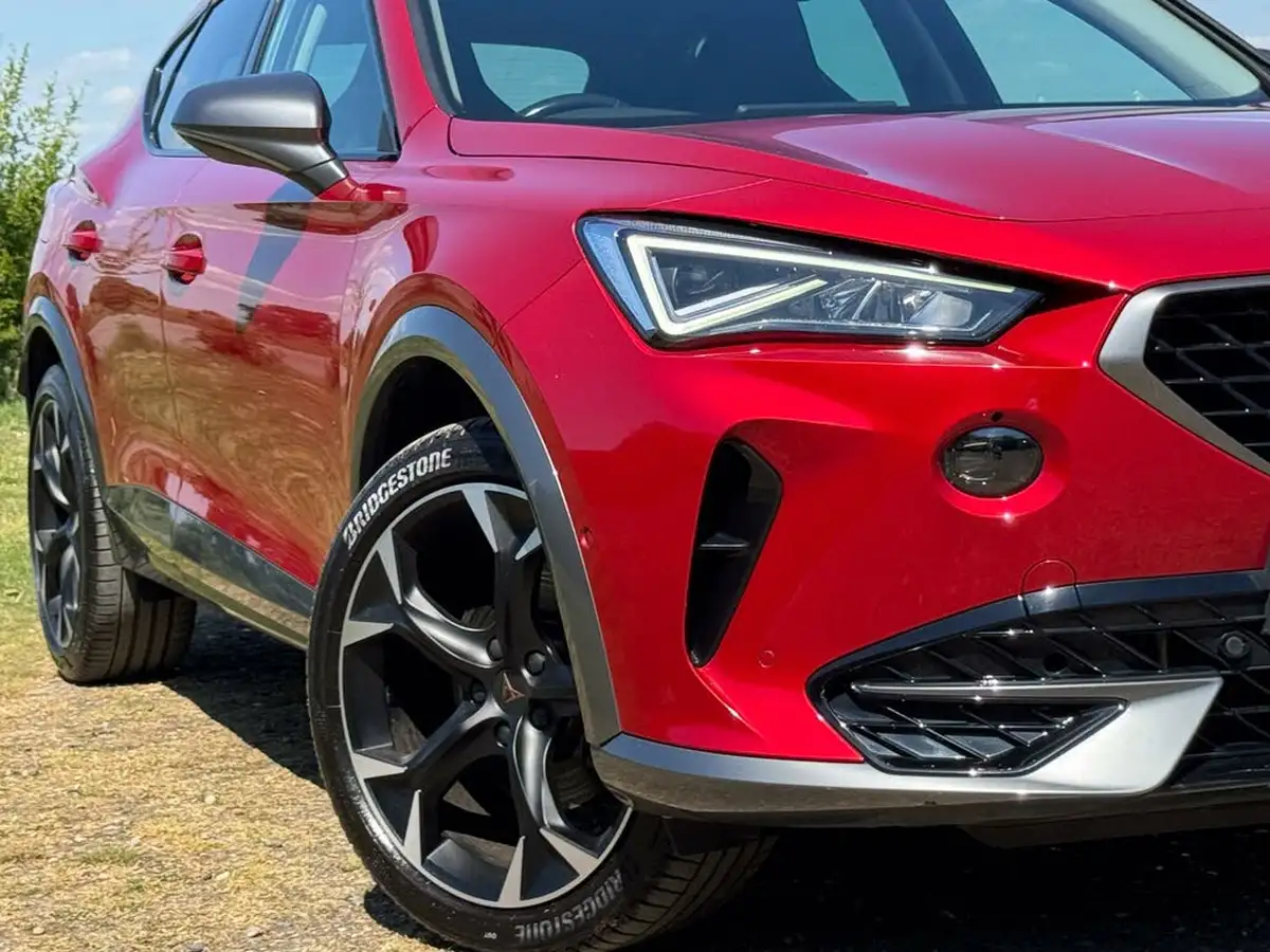 2021-cupra-formentor-14-e-hybrid-v2-big-11