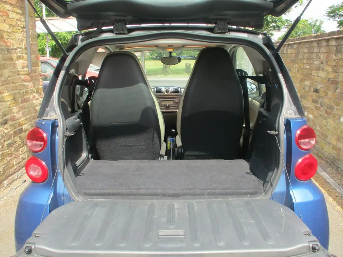 2009-smart-fortwo-10-passion-71bhp-coupe-big-6