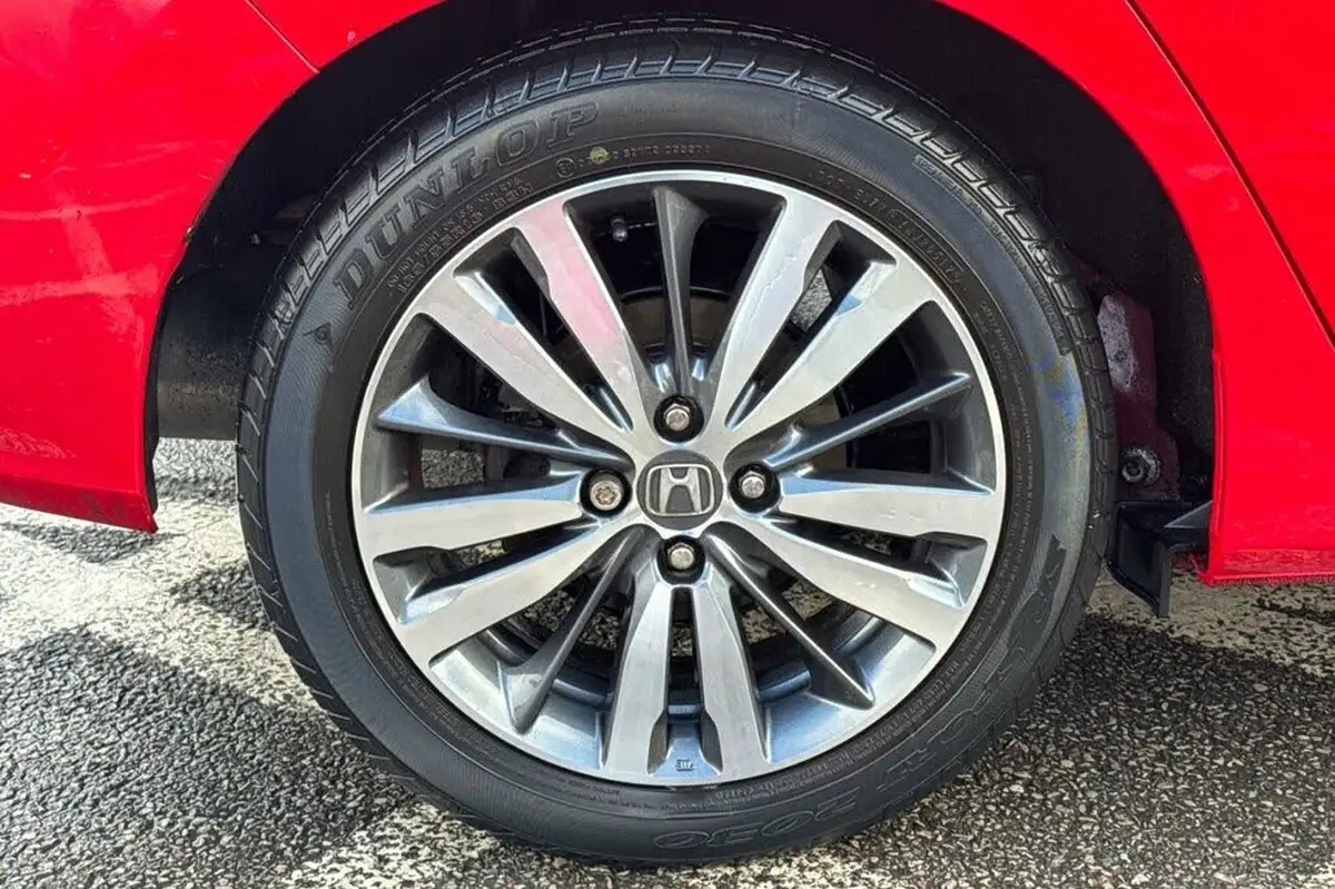 2019-honda-jazz-13-i-vtec-ex-navi-big-29