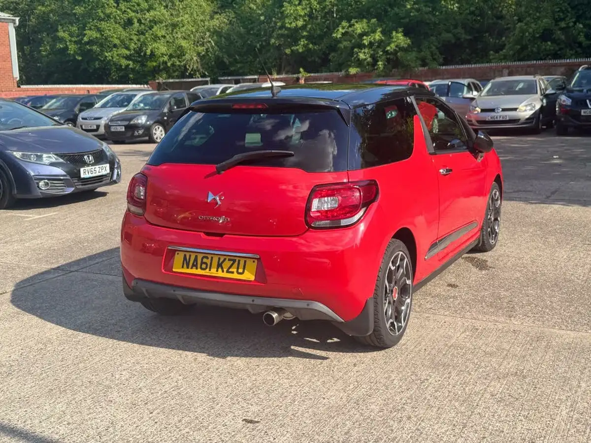 2011-citroen-ds3-16-dstyle-plus-big-7